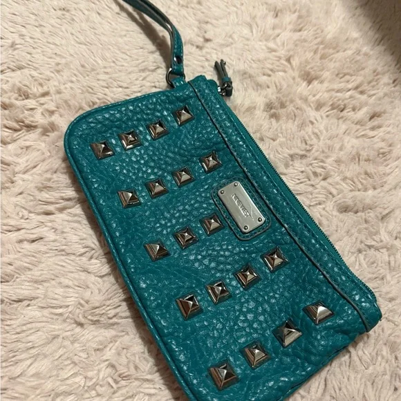 Ninewest - Picture 1 of 3